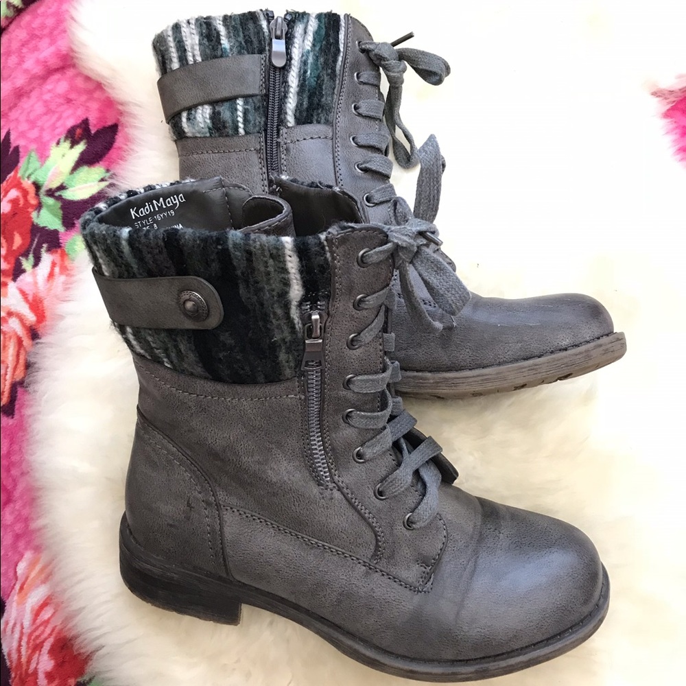 Grey combat boots with fabric detail almost new